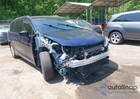 2020 Chrysler Voyager Lxi из США, поврежденный, VIN 2C4RC1DGXLR198575